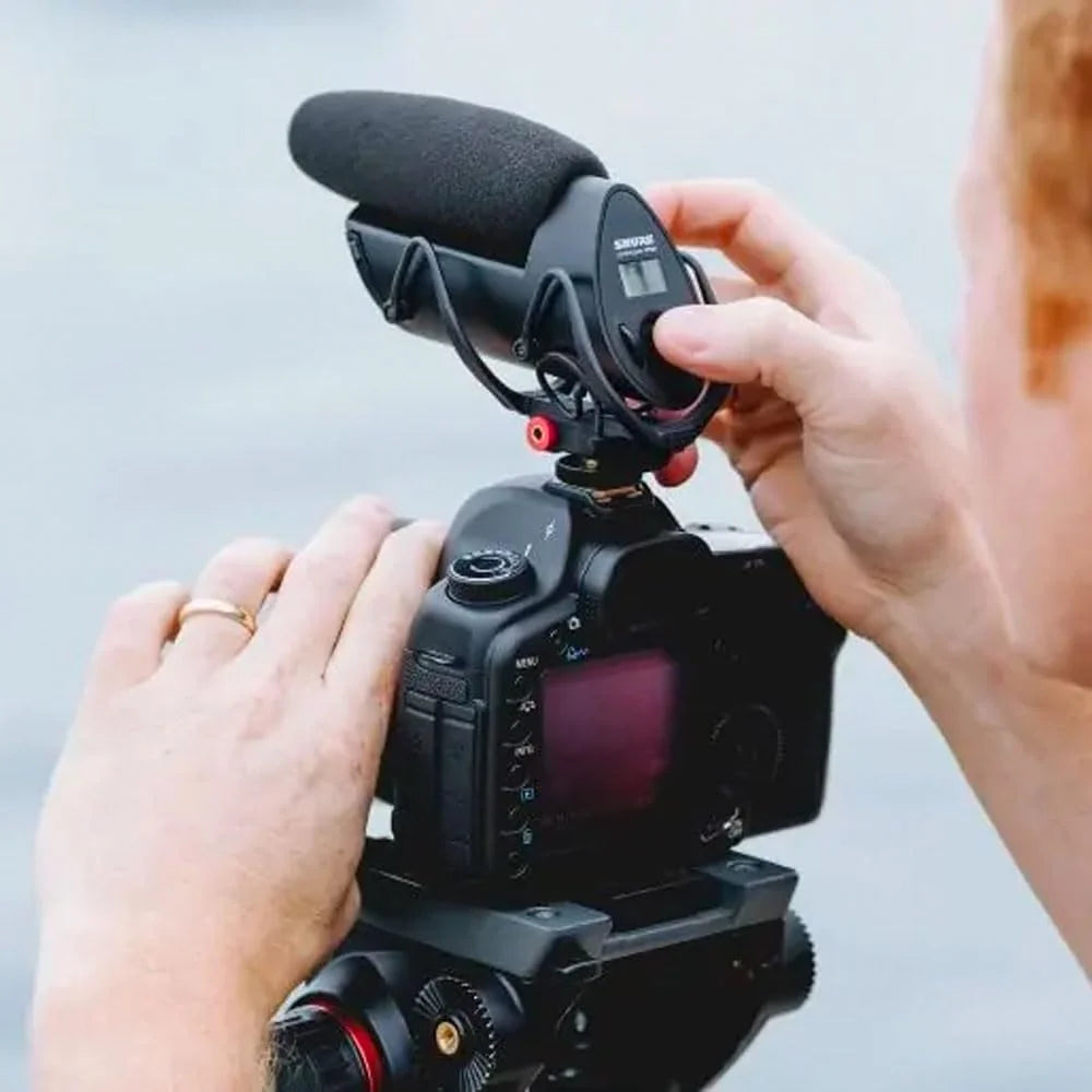Shure VP83 LensHopper Camera-Mounted Condenser Shotgun Microphone for use with DSLR Cameras and HD Camcorders - Capture Detailed, High Definition Audio with Full Low-end Response